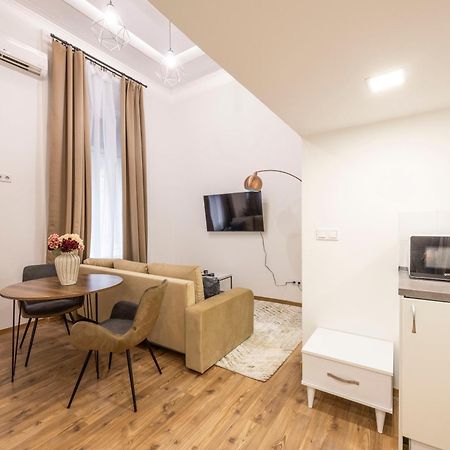 Charming Grand Residence In The Heart Of ブダペスト エクステリア 写真
