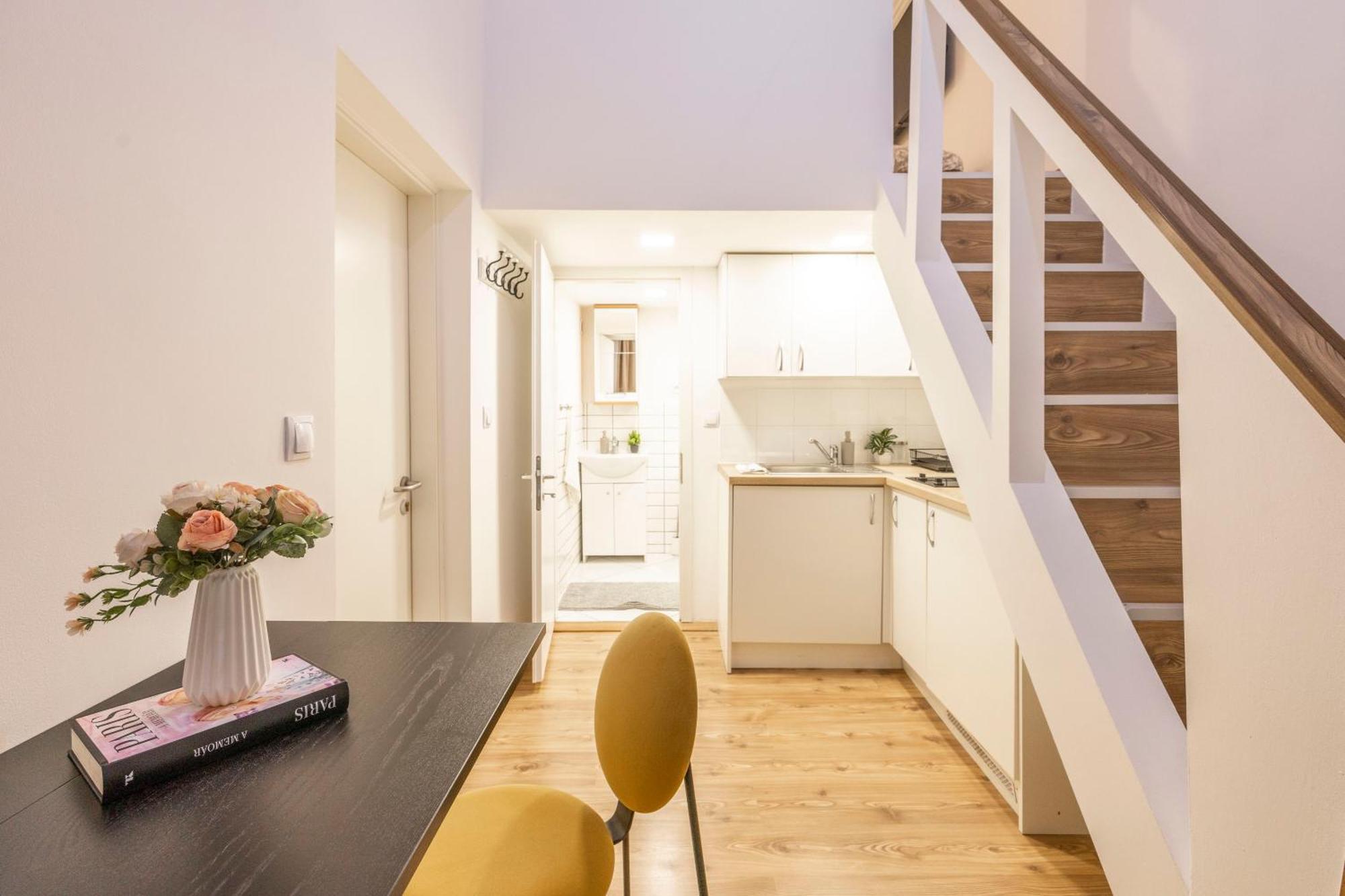 Charming Grand Residence In The Heart Of ブダペスト エクステリア 写真